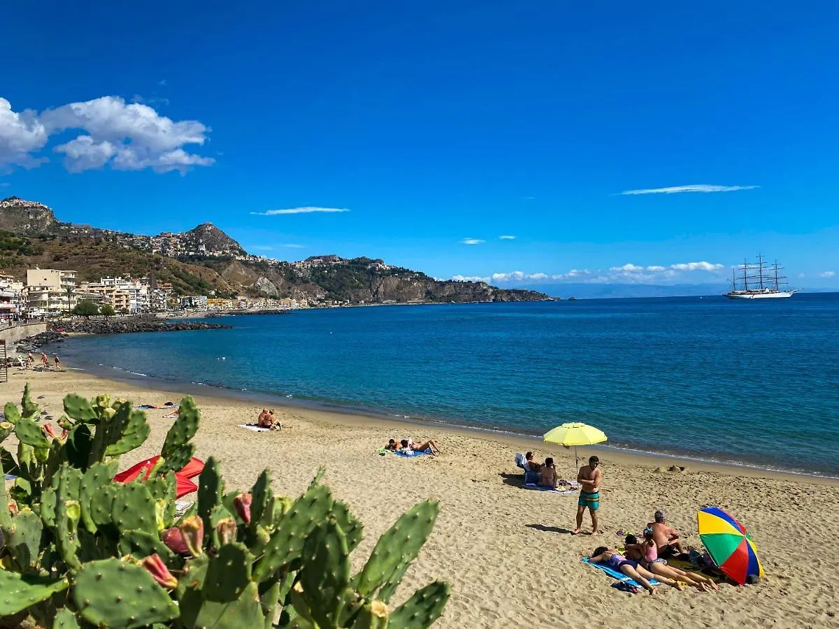 Alpha22 Apartment Giardini Naxos