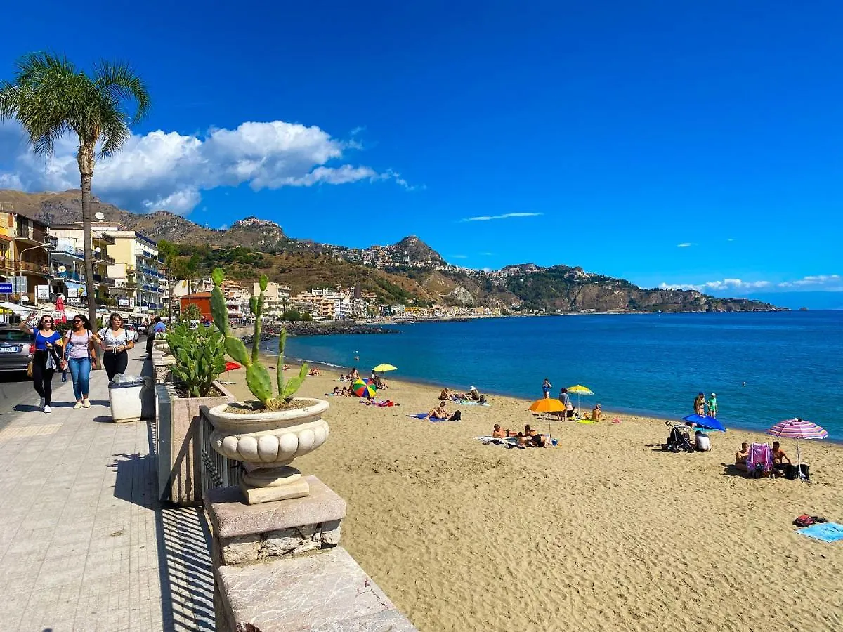 Alpha22 Apartment Giardini Naxos