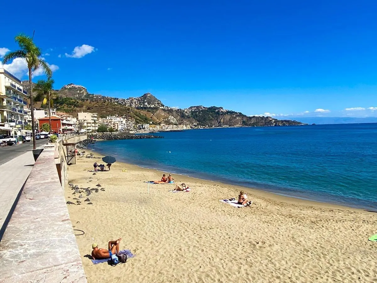 Alpha22 Apartment Giardini Naxos