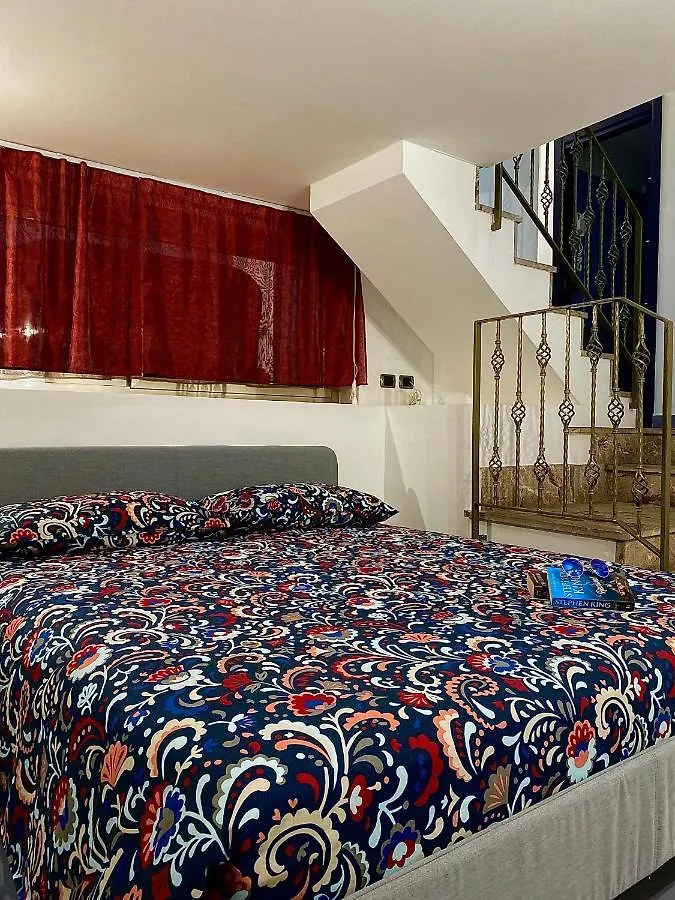 Alpha22 Apartment Giardini Naxos 0*,