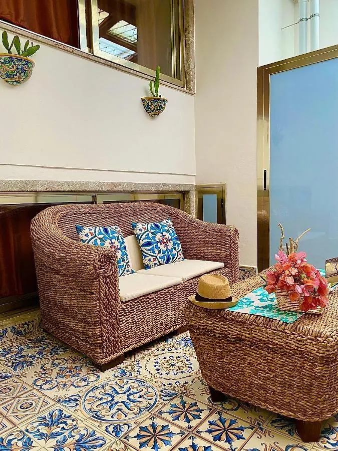 Alpha22 Apartment Giardini Naxos